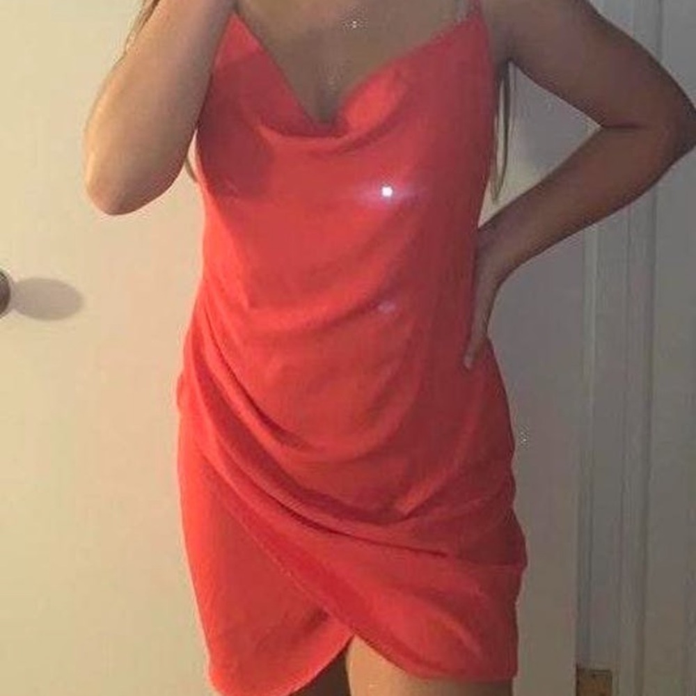 Coral body con dress!